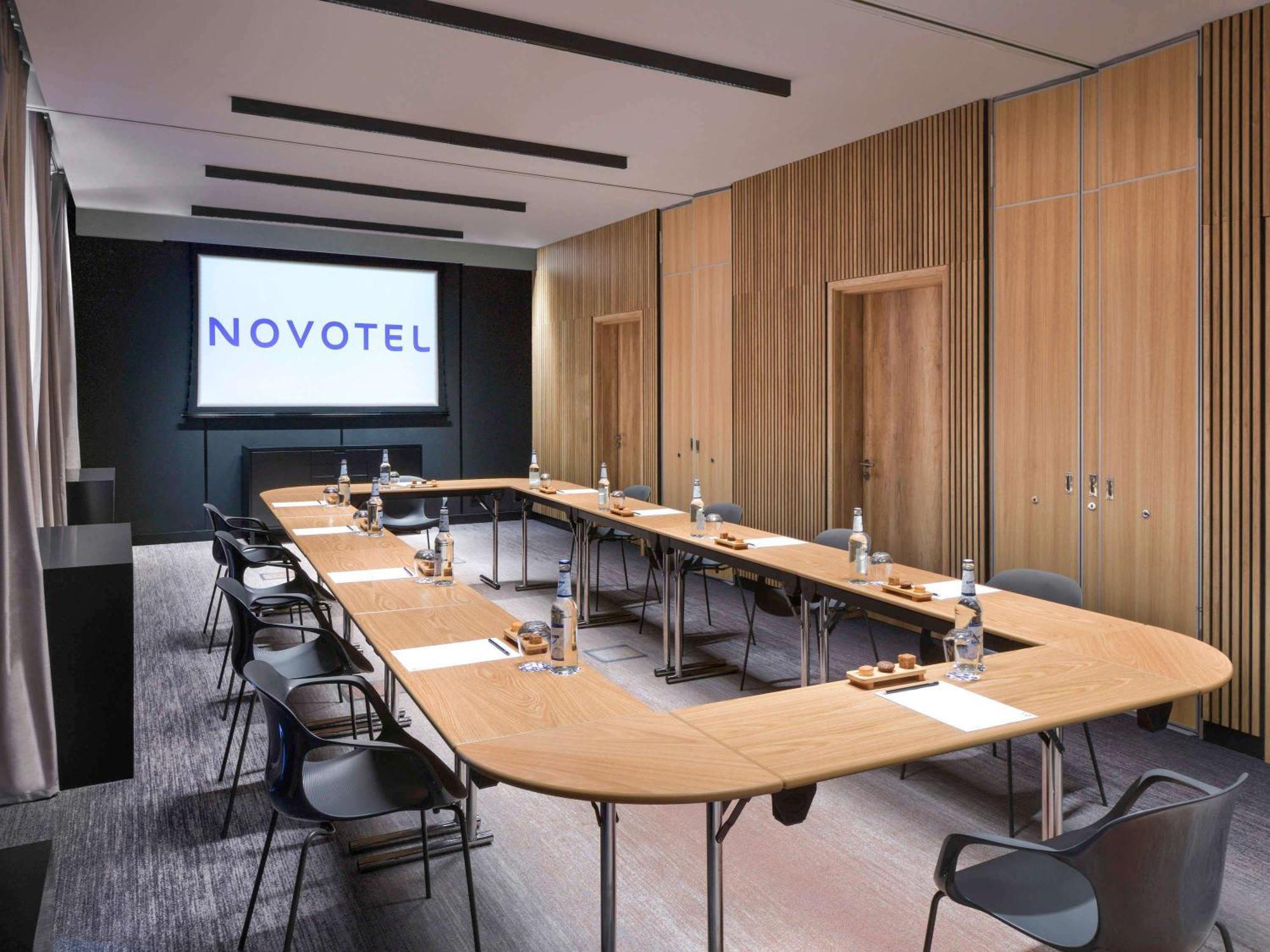 Novotel Kinshasa La Gombe Kültér fotó